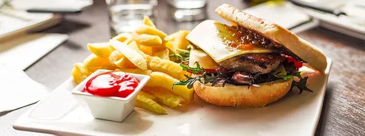 Gdzie zjeść w Gorzowie? Odkryj najlepsze restauracje i smaki