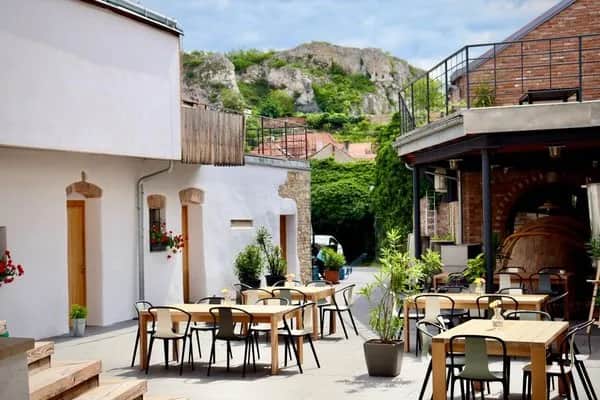 Mikulov gdzie zjeść: Odkryj najlepsze lokale gastronomiczne w mieście