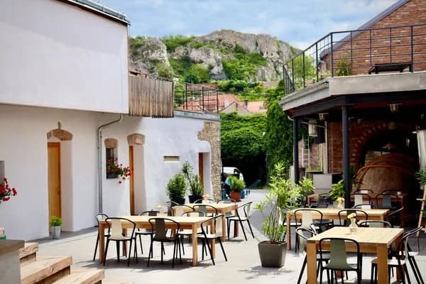 Mikulov gdzie zjeść: Odkryj najlepsze lokale gastronomiczne w mieście