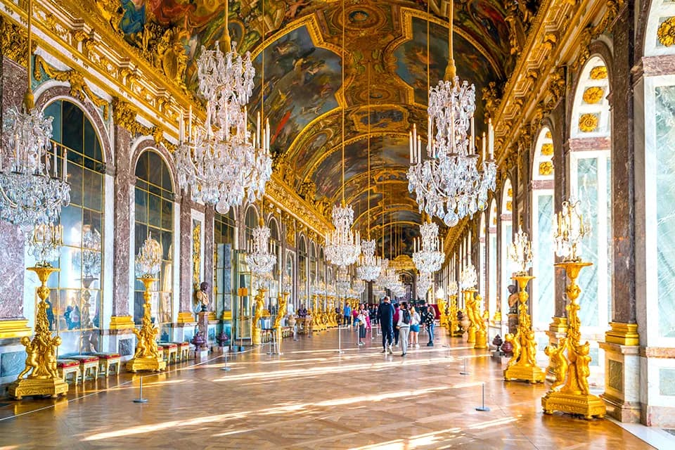 Jak dojechać do Wersalu z centrum Paryża - najlepsze opcje transportu