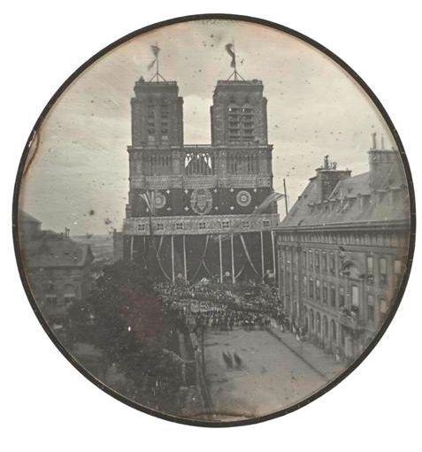 najstarsze zdjecie katedry Notre Dame